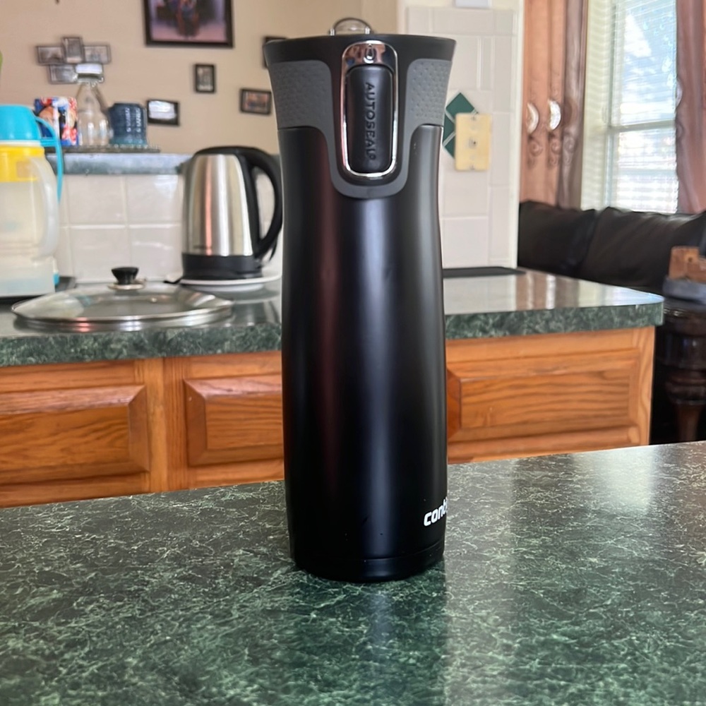 Contigo autoseal water bottle